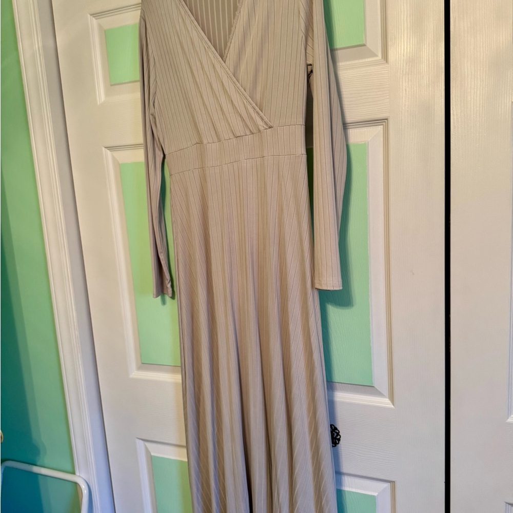 Elegant Long Sleeve Beige Dress